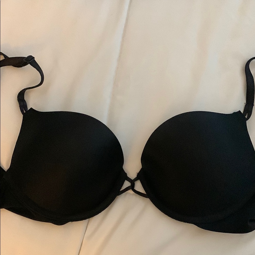 Victoria’s Secret Bombshell bra